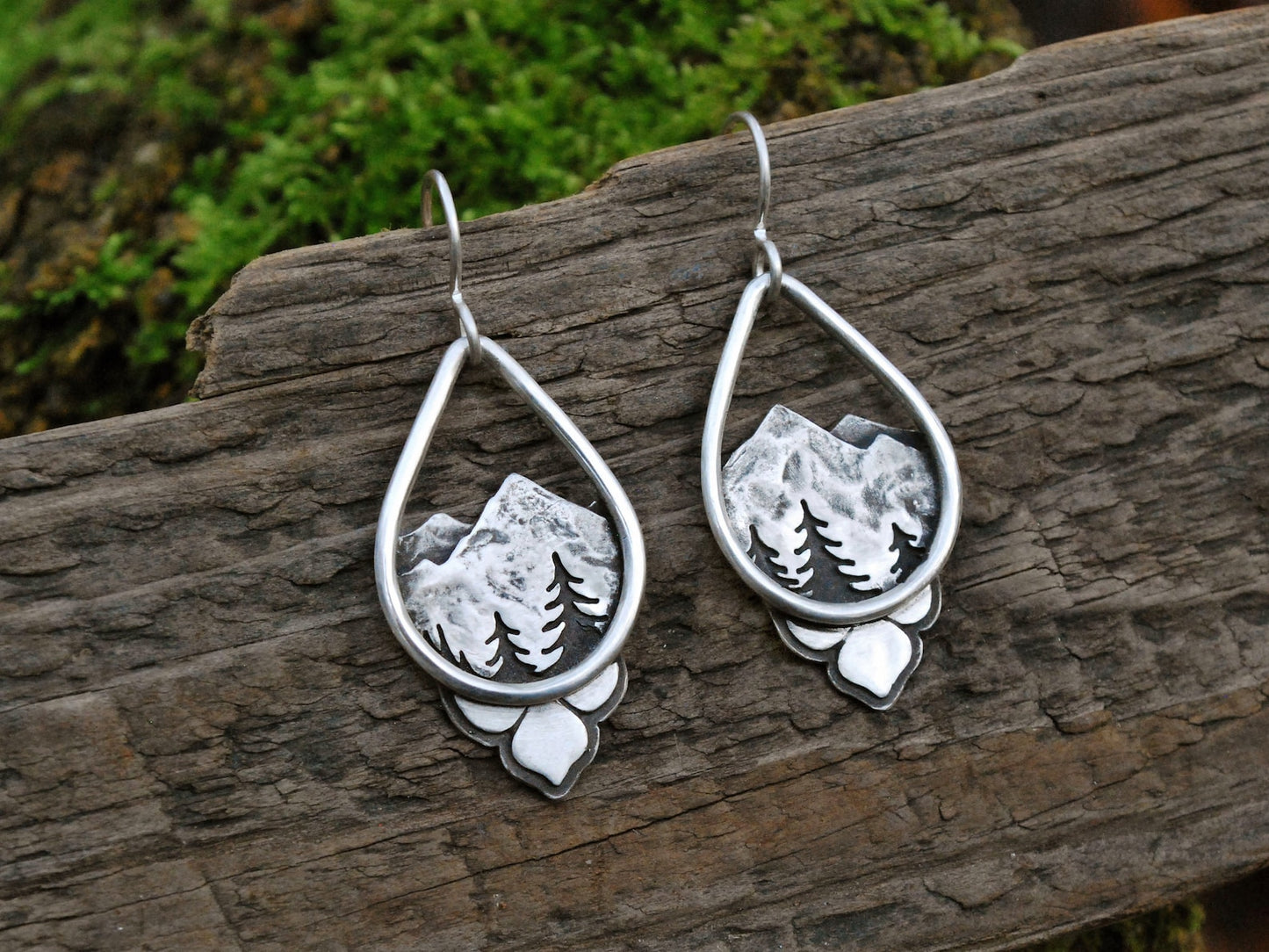 Mountain Petal Earrings