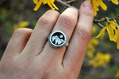 Mountain Shadowbox Ring