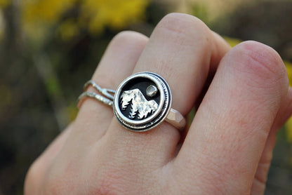 Mountain Shadowbox Ring