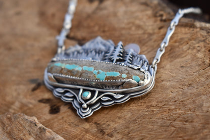 Summer Pools Necklace